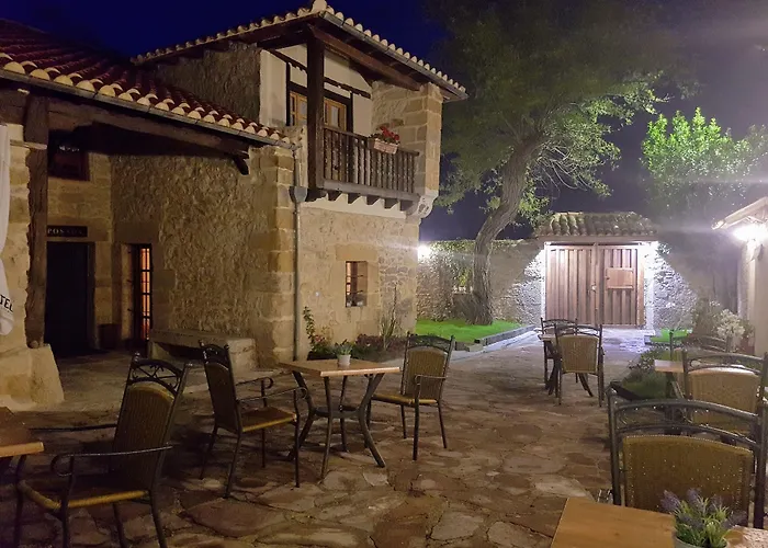 Condado De La Mota Hotel